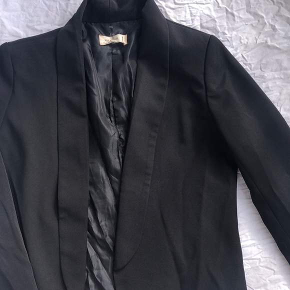 Love Stitch Jackets & Blazers - Black Tuxedo Blazer